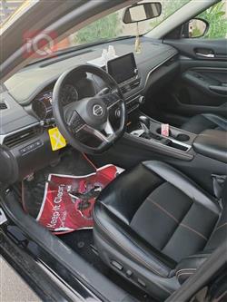 نيسان ألتيما